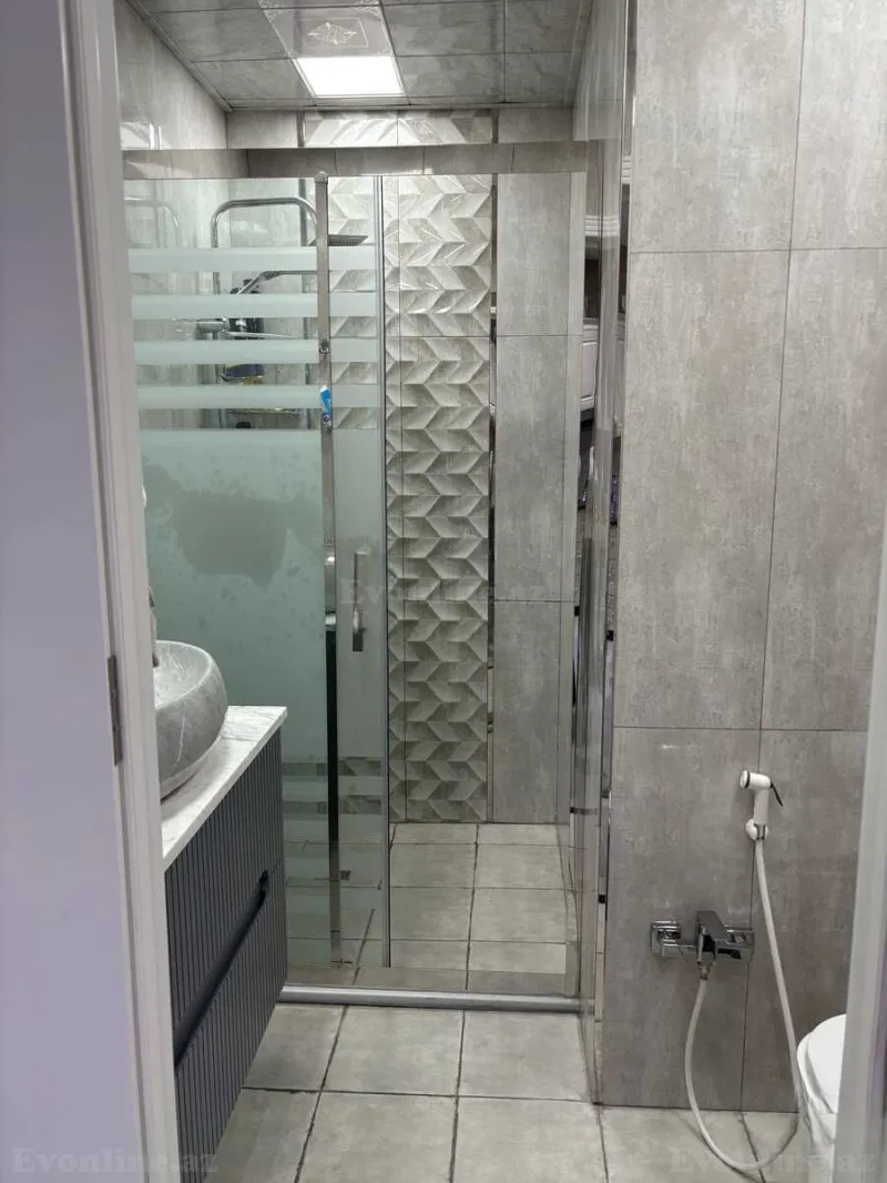 Kirayə verilir 2 otaqlı Mənzil Yeni tikili 70 m² Xətai r. - şəkil 15