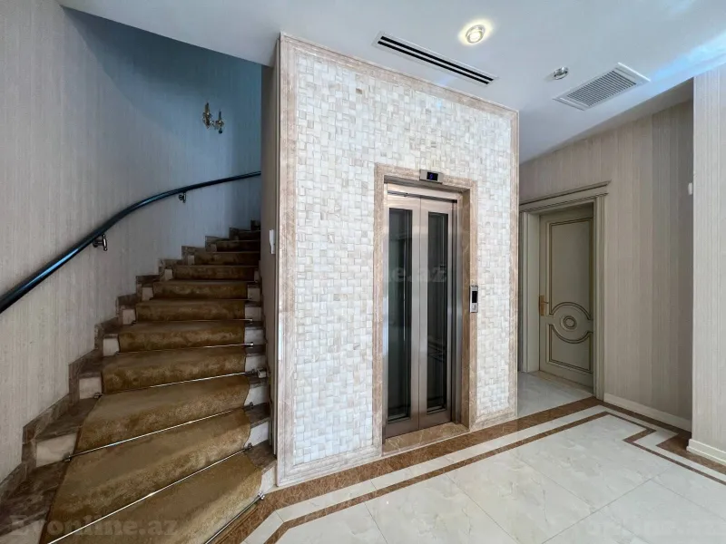 Satılır 8 otaqlı Həyət evi 1000 m² Gənclik m. - şəkil 24