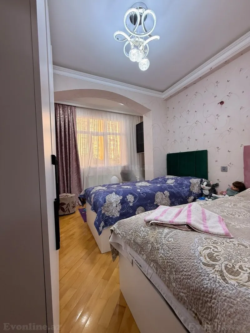 Satılır 3 otaqlı Mənzil Köhnə tikili 80 m² Yeni Günəşli - şəkil 8