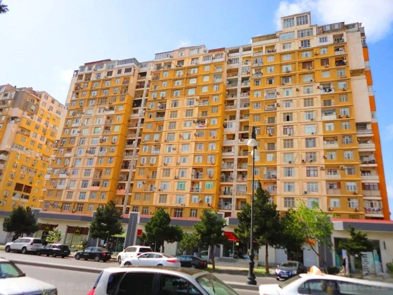 Satılır 3 otaqlı Mənzil Yeni tikili 148 m² Həzi Aslanov m. - şəkil 2