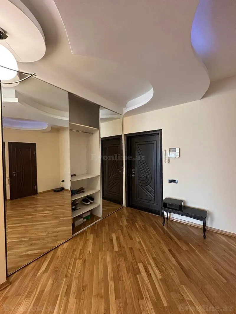 Satılır 3 otaqlı Mənzil Yeni tikili 148 m² Həzi Aslanov m. - şəkil 5