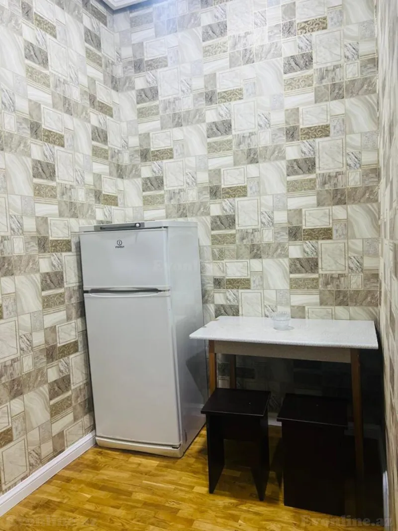 Kirayə verilir 2 otaqlı Mənzil Köhnə tikili 80 m² 28 May m. - şəkil 9
