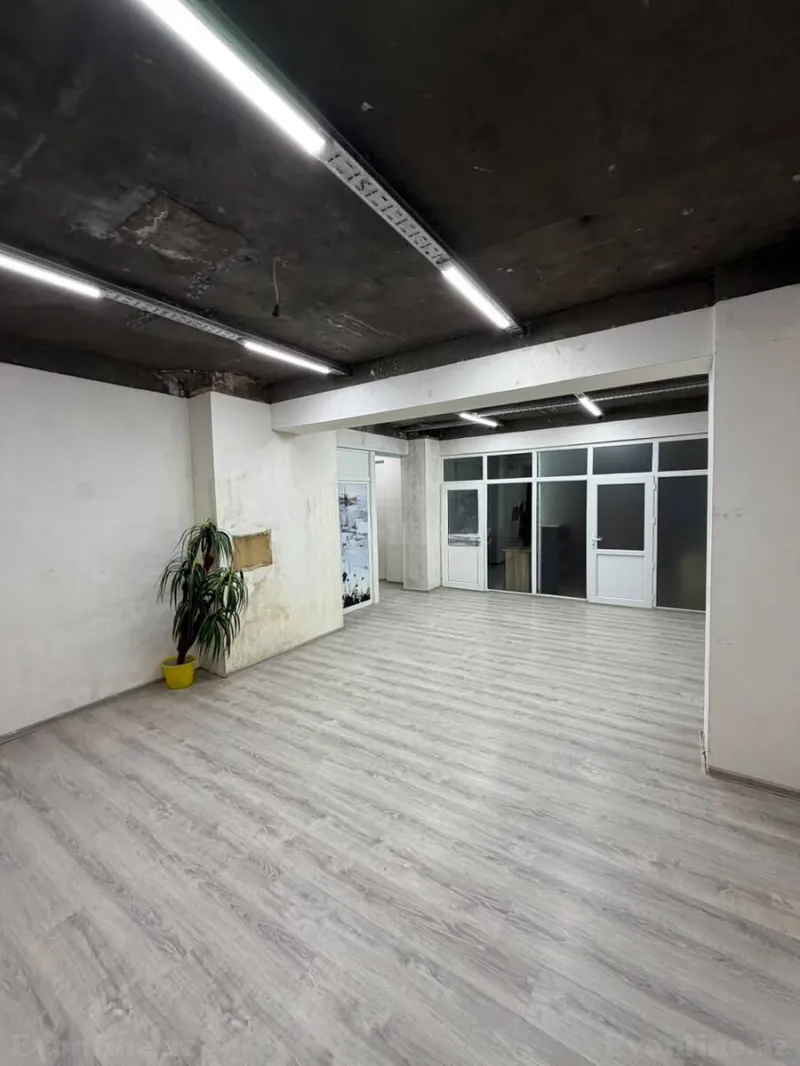Kirayə verilir Ofis 7 m² Nizami m. - şəkil 7