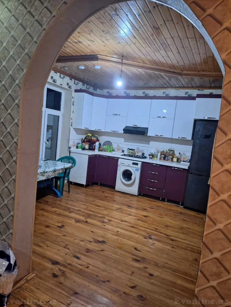 4 otaqlı Həyət evi 132 m² Zabrat Satılır