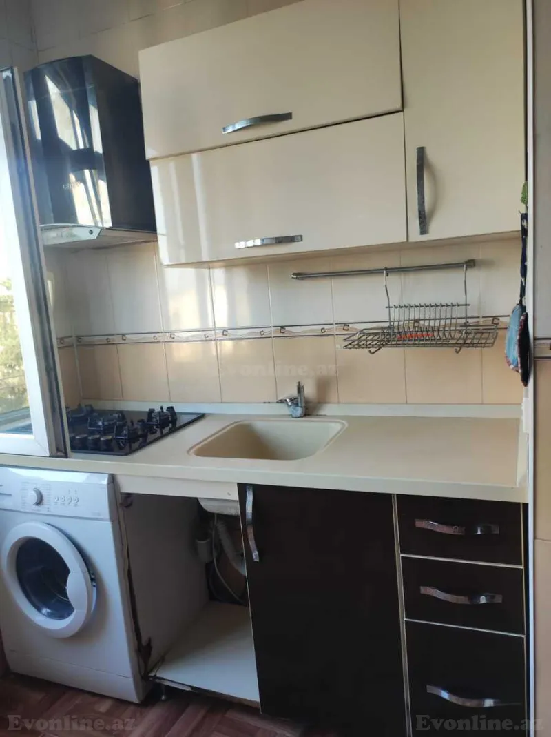 Kirayə verilir 3 otaqlı Mənzil Köhnə tikili 50 m² Memar Əcəmi m. - şəkil 4