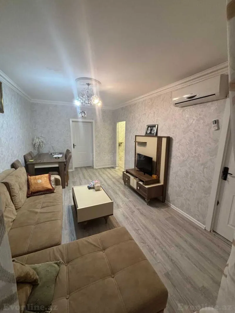 Satılır 2 otaqlı Mənzil Köhnə tikili 55 m² 8-ci kilometr - şəkil 2