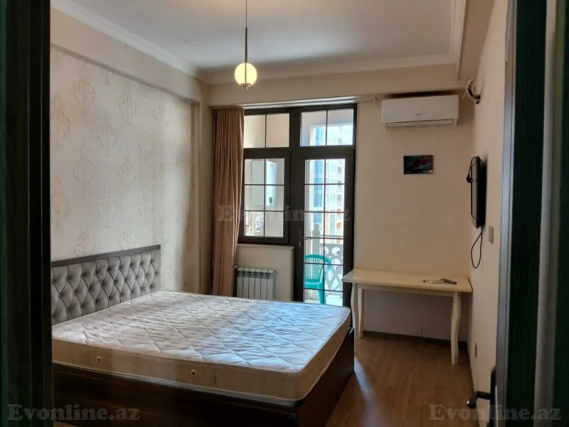 2 otaqlı Mənzil 50 m² 28 May m. Kirayə verilir