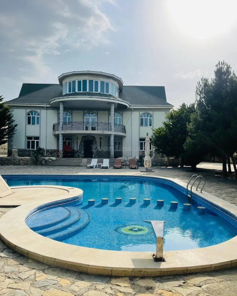 6 otaqlı Həyət evi 400 m² Bilgəh Kirayə verilir
