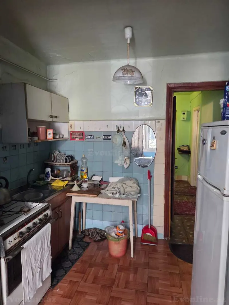 Satılır 3 otaqlı Mənzil Köhnə tikili 80 m² İnşaatçılar m. - şəkil 5