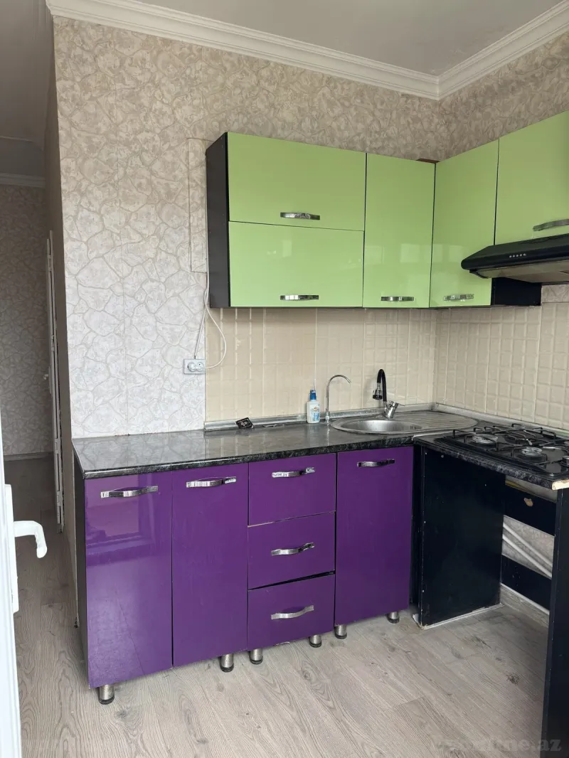Satılır 1 otaqlı Mənzil Köhnə tikili 45 m² Yeni Günəşli - şəkil 3