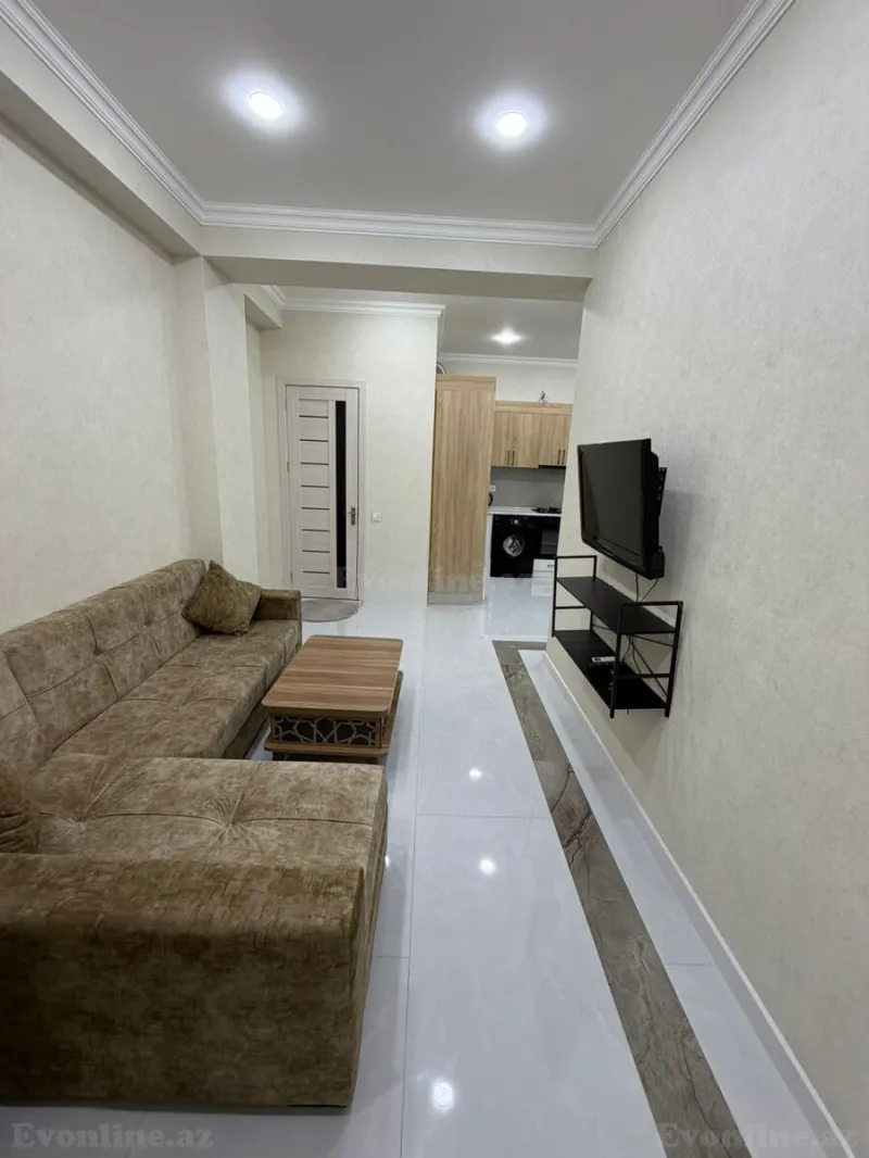 Bakı, Nərimanov r., 28 May m.da 2 otaqlı mənzil satılır
