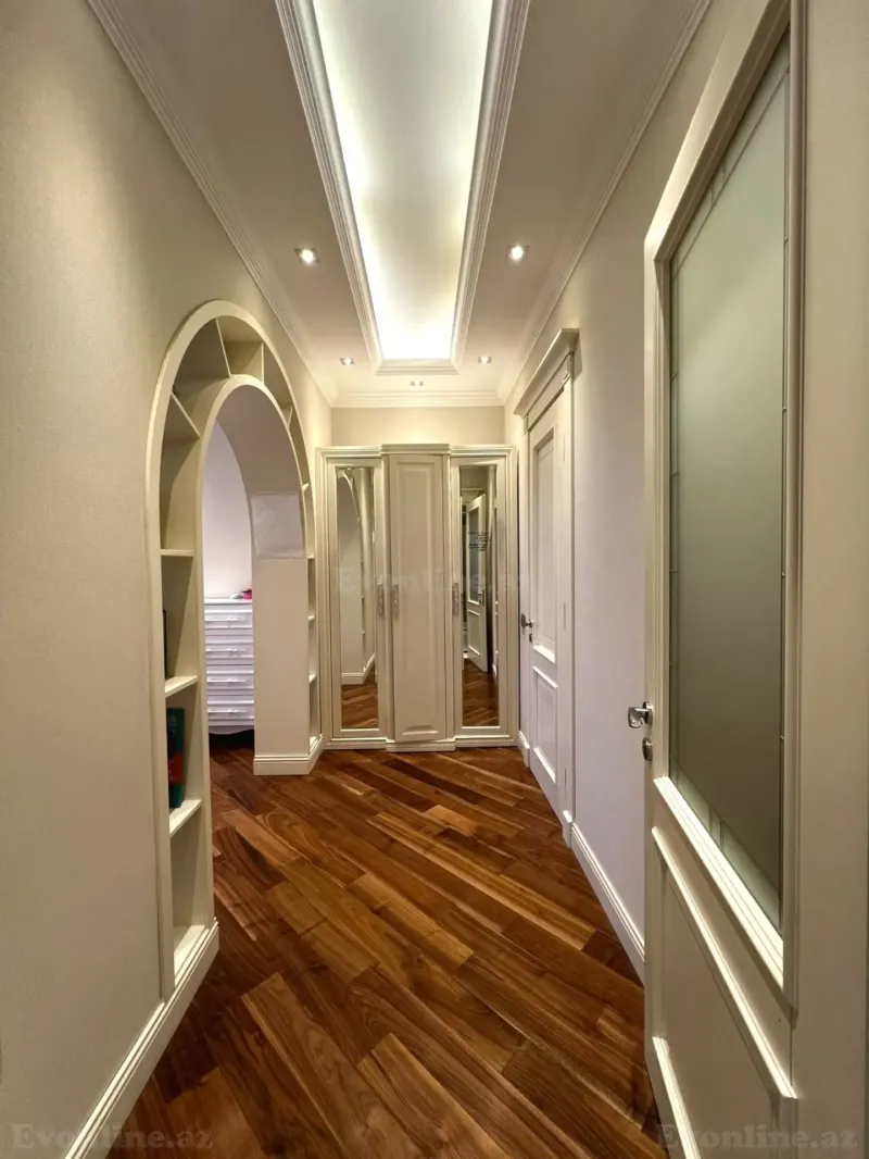 Satılır 4 otaqlı Mənzil Yeni tikili 214 m² Nəriman Nərimanov m. - şəkil 3