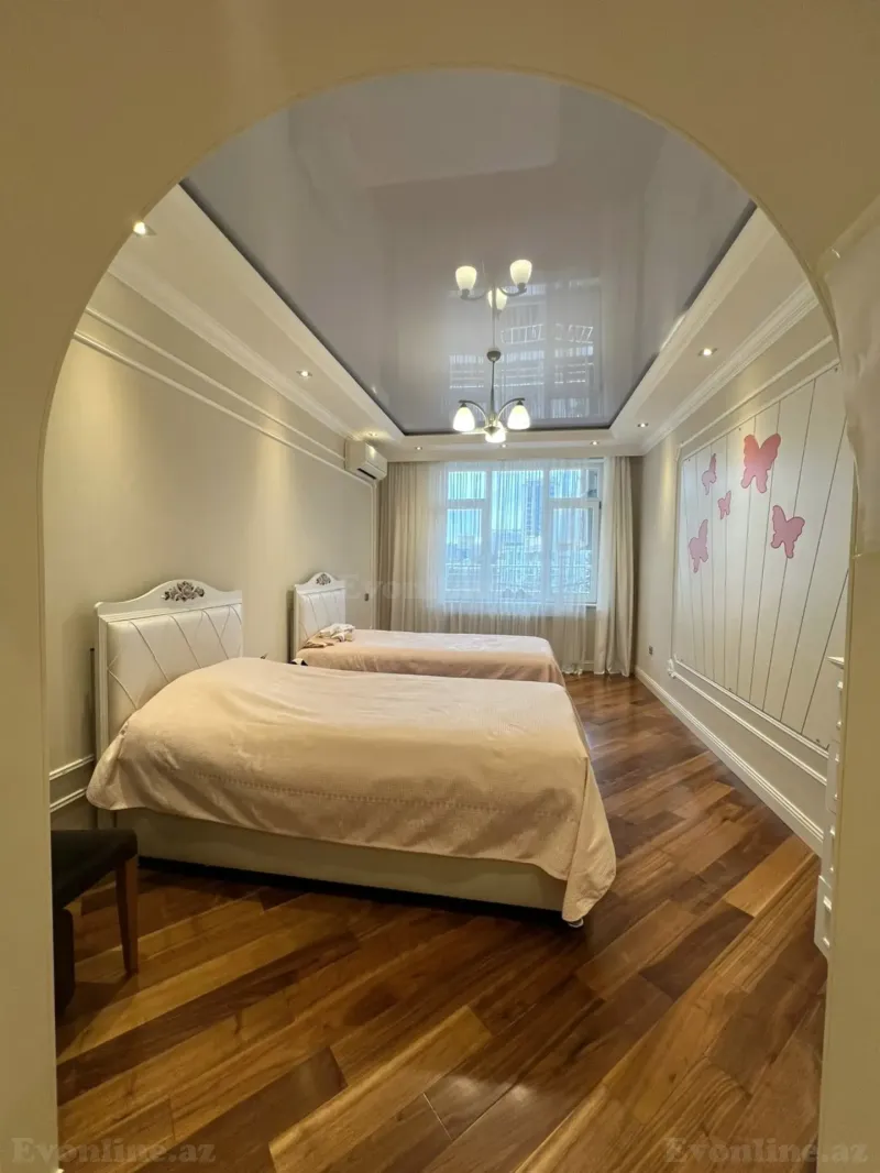 Satılır 4 otaqlı Mənzil Yeni tikili 214 m² Nəriman Nərimanov m. - şəkil 10