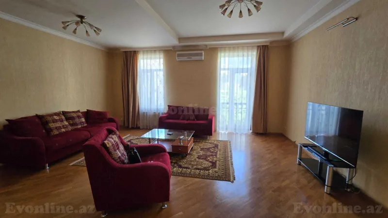 Satılır 3 otaqlı Mənzil Köhnə tikili 110 m² Sahil m. - şəkil 2