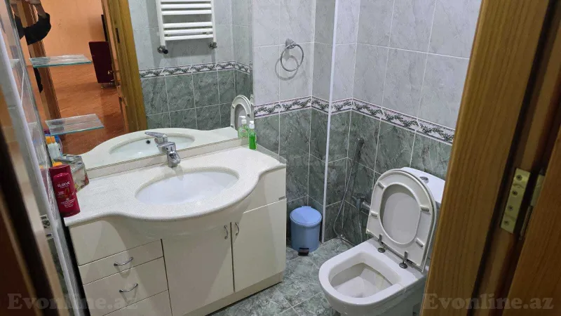 Satılır 3 otaqlı Mənzil Köhnə tikili 110 m² Sahil m. - şəkil 10