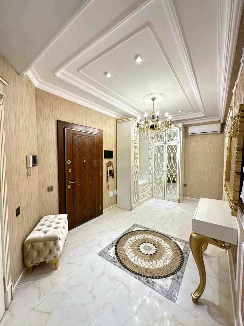 Satılır 4 otaqlı Mənzil Yeni tikili 150 m² Nəriman Nərimanov m. - şəkil 5
