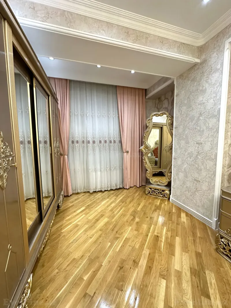 Satılır 4 otaqlı Mənzil Yeni tikili 150 m² Nəriman Nərimanov m. - şəkil 10