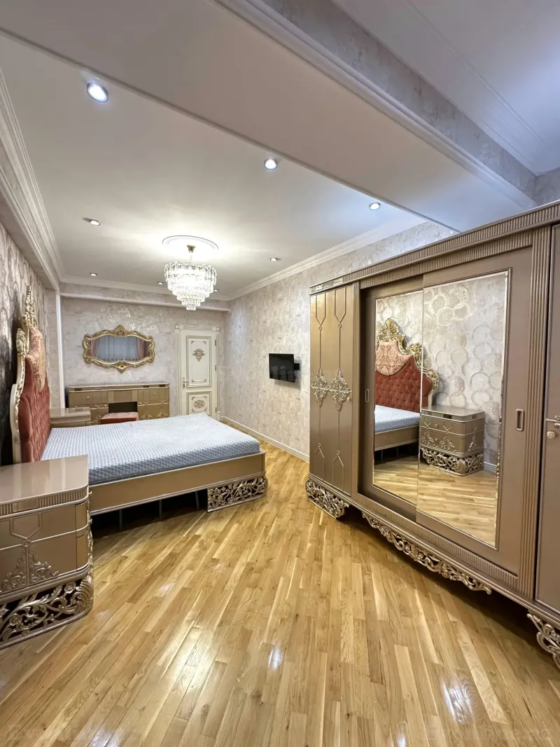 Satılır 4 otaqlı Mənzil Yeni tikili 150 m² Nəriman Nərimanov m. - şəkil 11