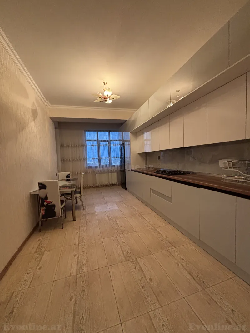 3 otaqlı Mənzil 140 m² 20-ci sahə Kirayə verilir