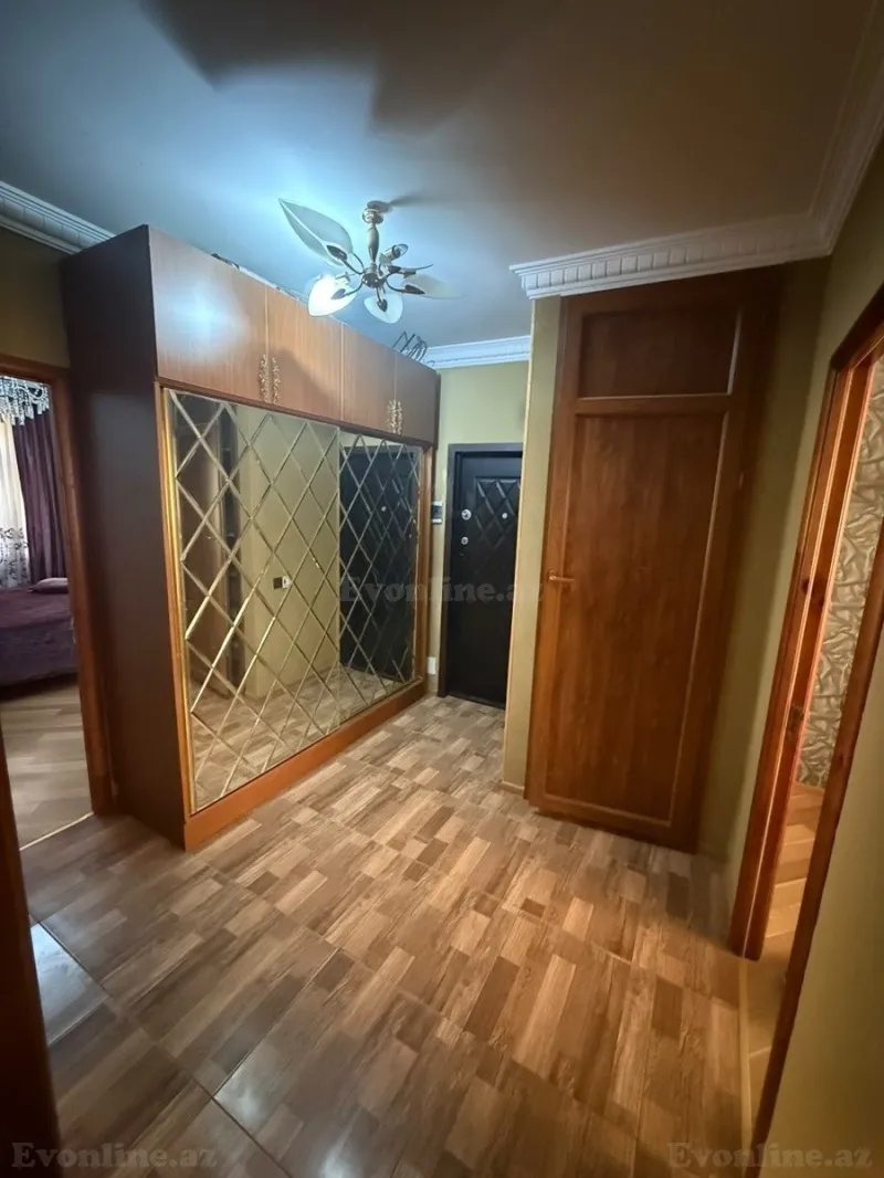 Satılır 3 otaqlı Mənzil Köhnə tikili 75 m² Yeni Günəşli - şəkil 6