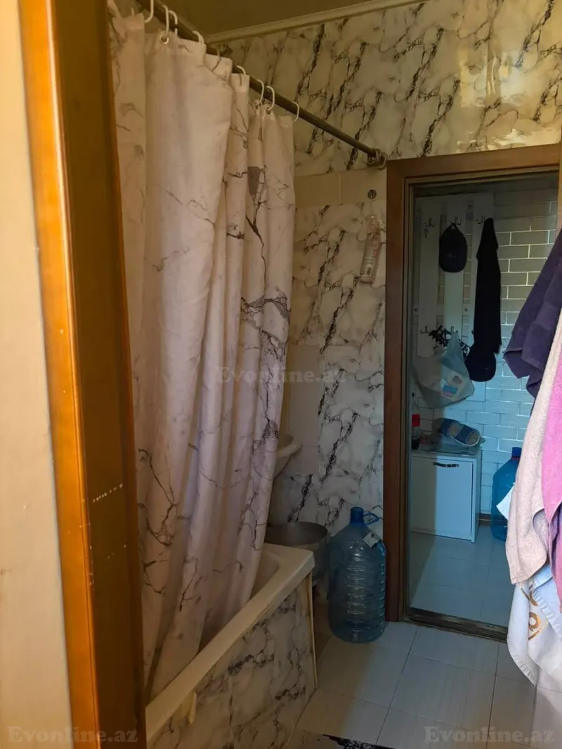Satılır 2 otaqlı Mənzil Köhnə tikili 55 m² Gənclik m. - şəkil 9