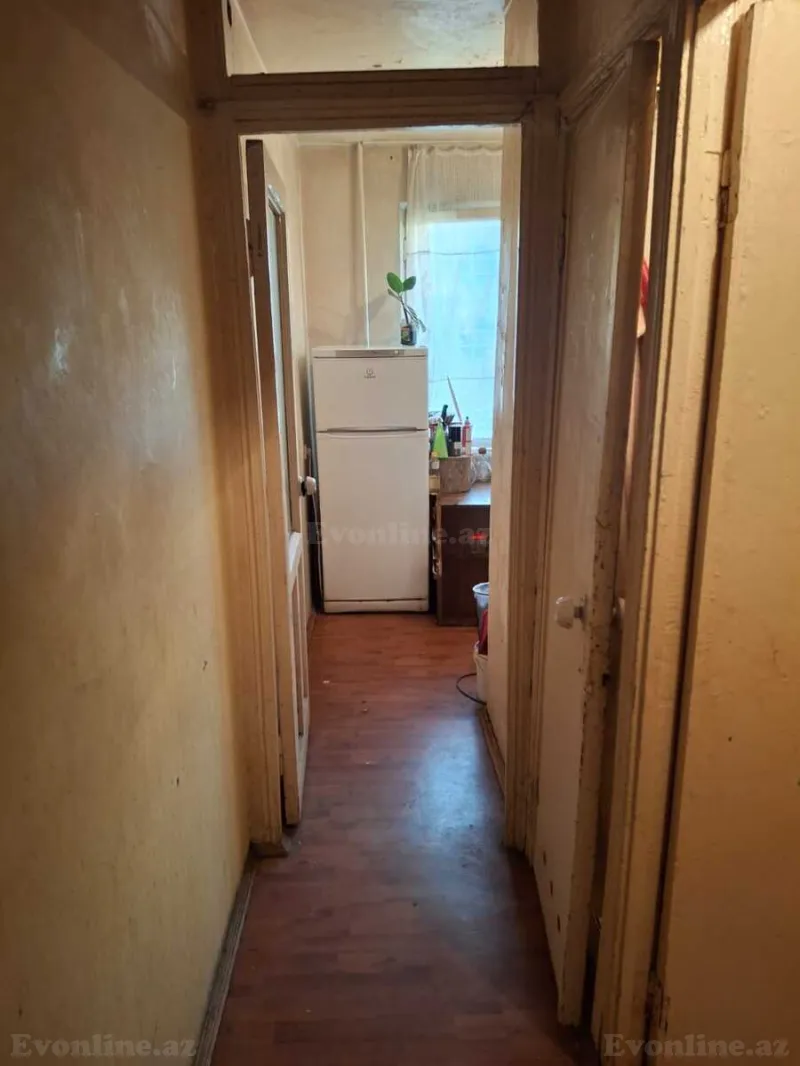 Satılır 2 otaqlı Mənzil Köhnə tikili 60 m² Xalqlar Dostluğu m. - şəkil 4