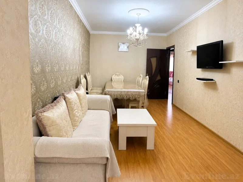 Satılır 4 otaqlı Mənzil Köhnə tikili 105 m² Xətai r. - şəkil 2