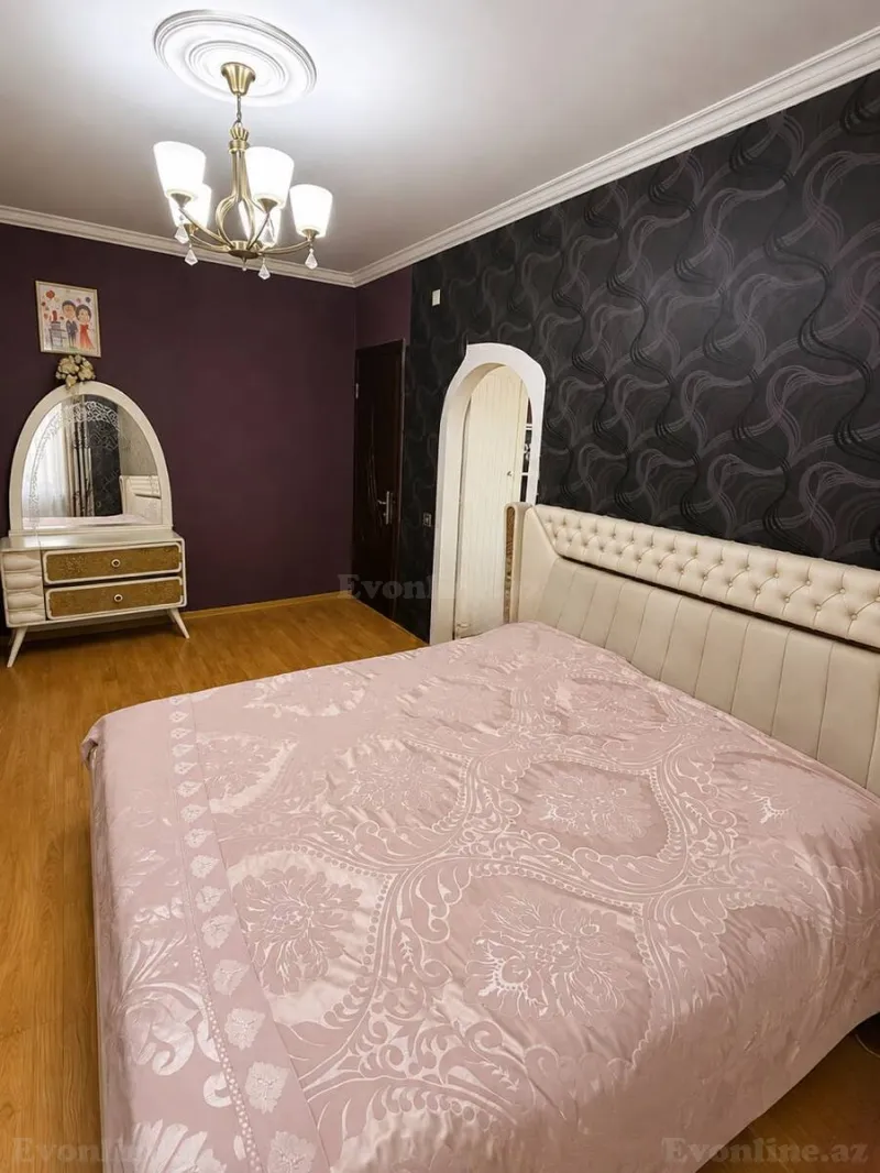 Satılır 4 otaqlı Mənzil Köhnə tikili 105 m² Xətai r. - şəkil 6