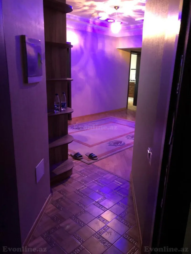 Kirayə verilir 3 otaqlı Mənzil Yeni tikili 130 m² 8 Noyabr m. - şəkil 10