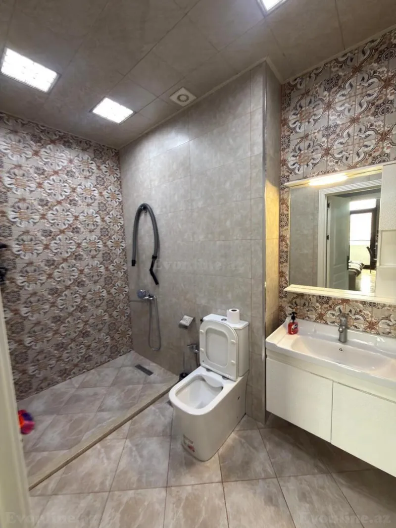 Kirayə verilir 2 otaqlı Mənzil Yeni tikili 73 m² Xətai r. - şəkil 18