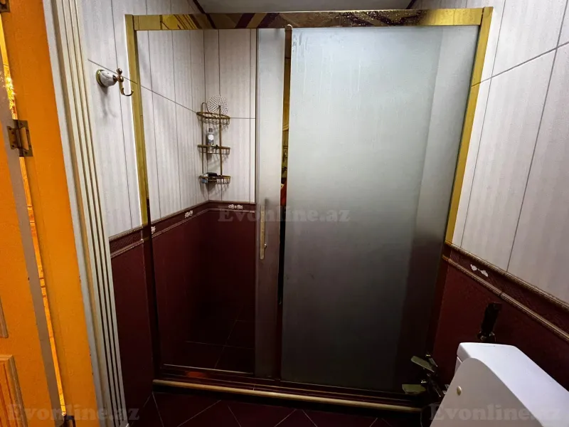 Kirayə verilir 4 otaqlı Mənzil Yeni tikili 236 m² İnşaatçılar m. - şəkil 9