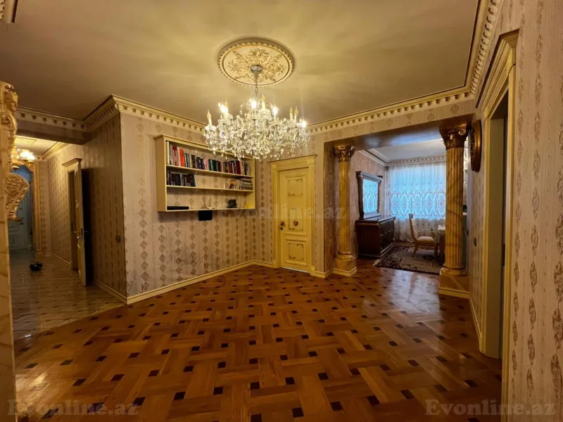 Kirayə verilir 4 otaqlı Mənzil Yeni tikili 236 m² İnşaatçılar m. - şəkil 17