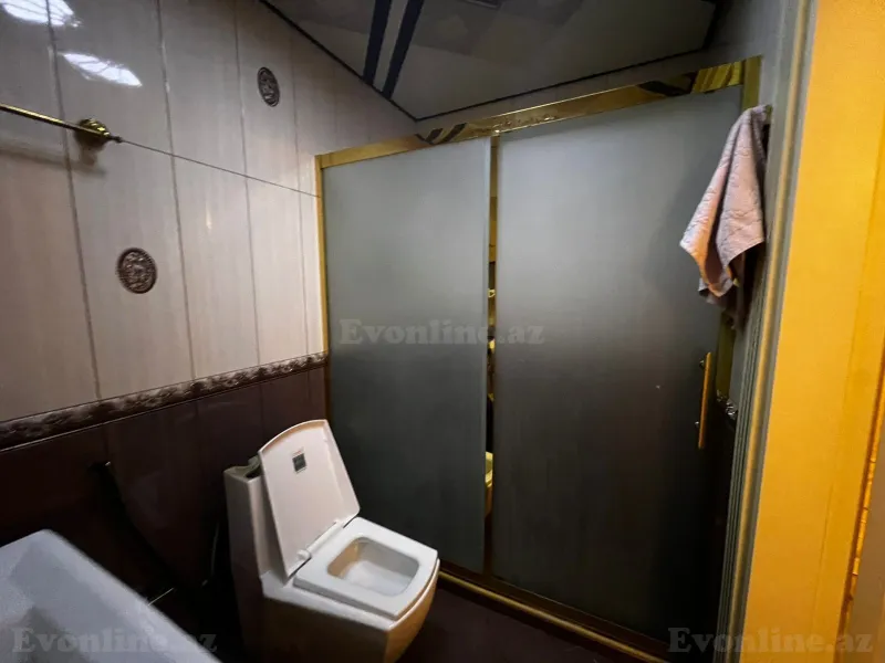 Kirayə verilir 4 otaqlı Mənzil Yeni tikili 236 m² İnşaatçılar m. - şəkil 26