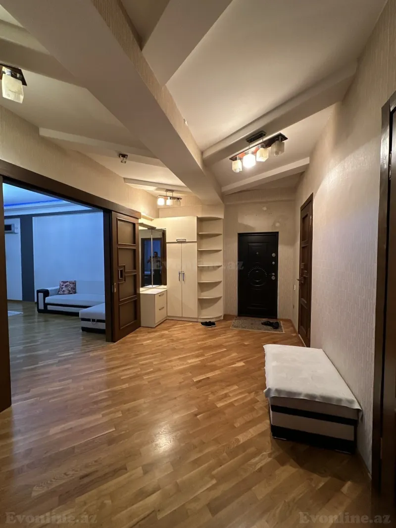 Satılır 3 otaqlı Mənzil Yeni tikili 120 m² İnşaatçılar m. - şəkil 9