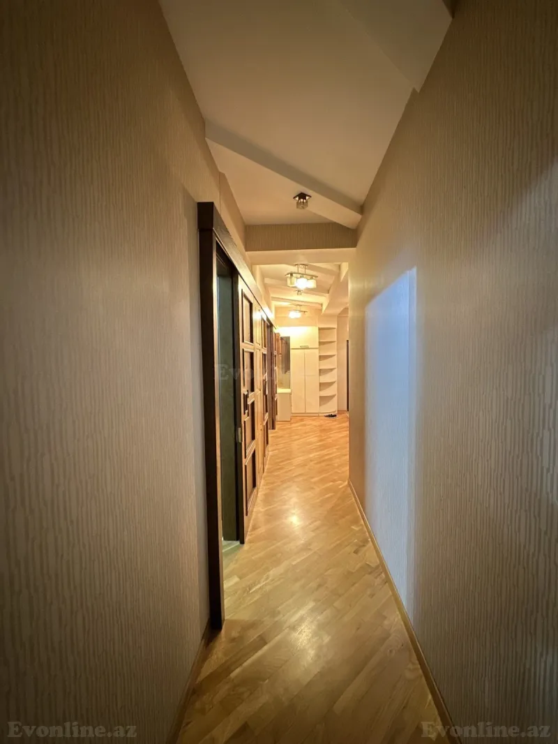 Satılır 3 otaqlı Mənzil Yeni tikili 120 m² İnşaatçılar m. - şəkil 15