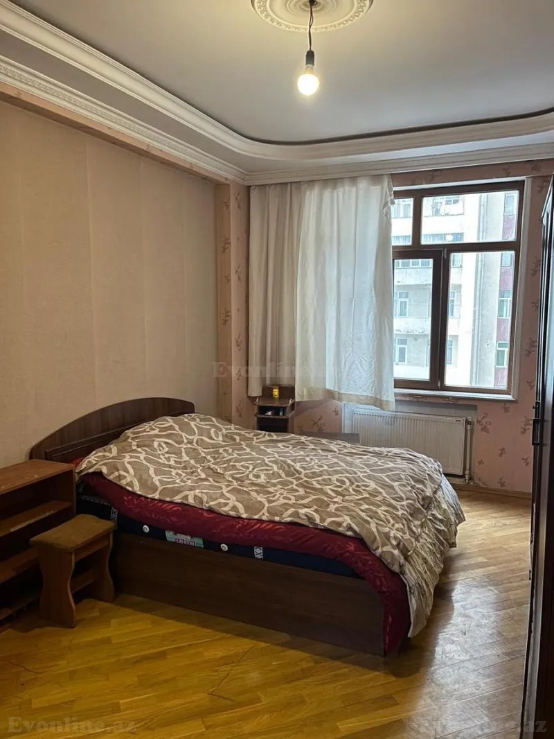 Kirayə verilir 3 otaqlı Mənzil Yeni tikili 130 m² 8 Noyabr m. - şəkil 4