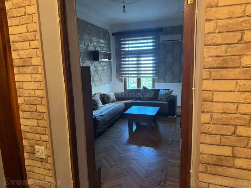 Kirayə verilir 3 otaqlı Mənzil Köhnə tikili 100 m² Elmlər Akademiyası m. - şəkil 4