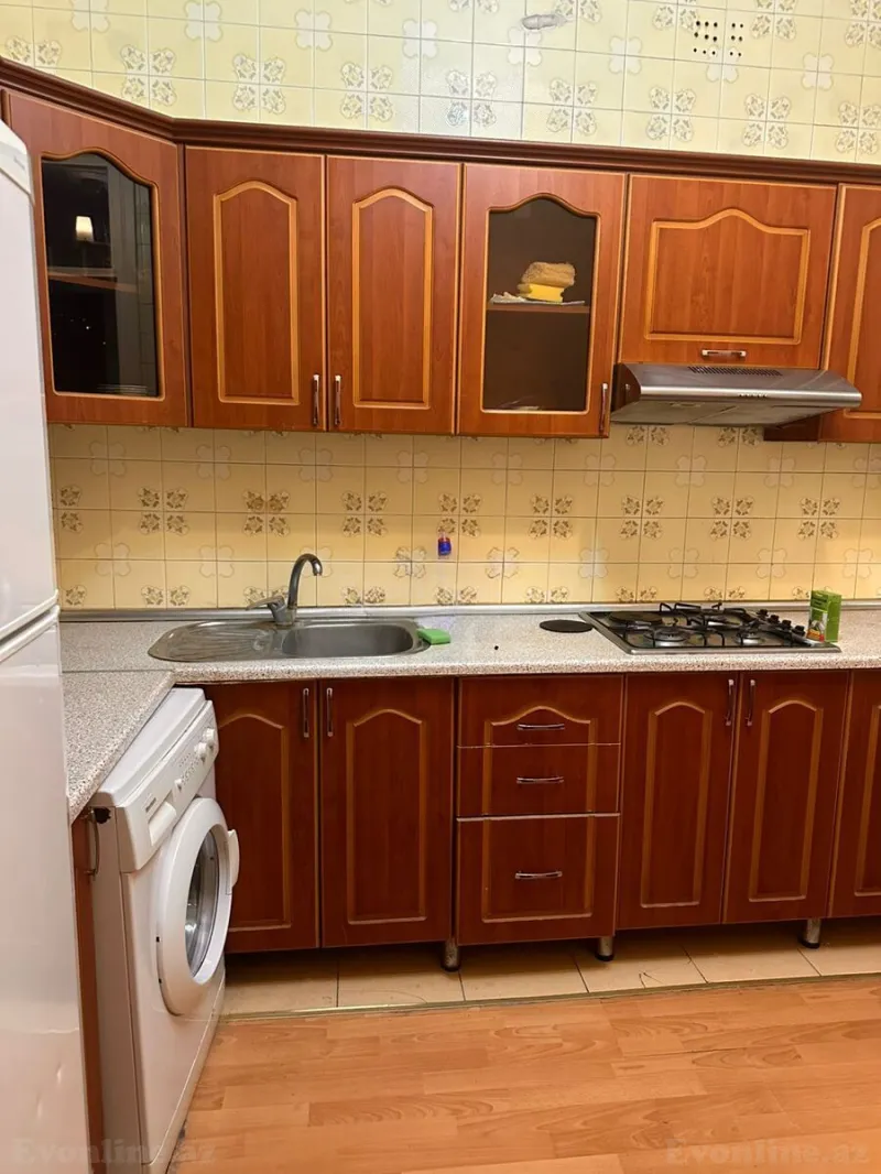 Kirayə verilir 3 otaqlı Mənzil Köhnə tikili 86 m² Səbail r. - şəkil 11