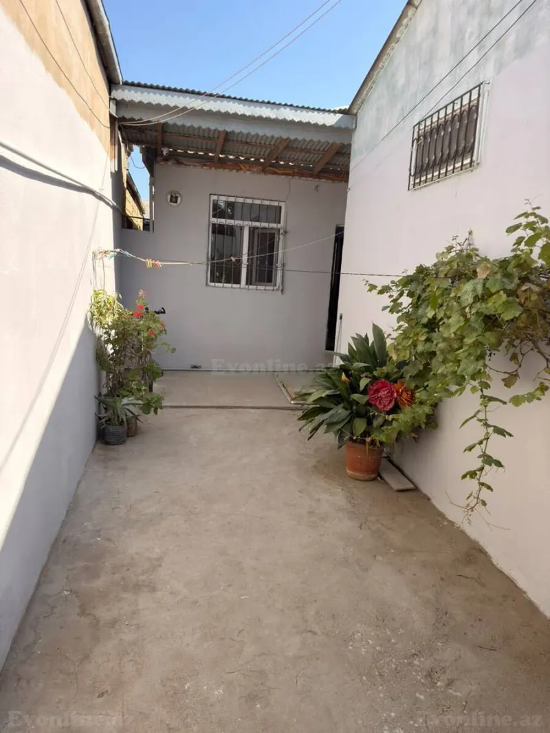 3 otaqlı Həyət evi 60 m² Xırdalan Satılır