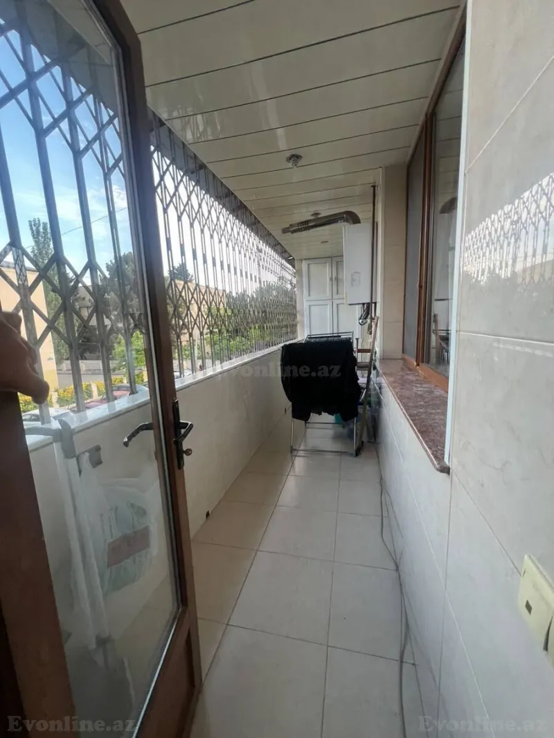 Satılır 5 otaqlı Mənzil Köhnə tikili 130 m² Bakıxanov - şəkil 29