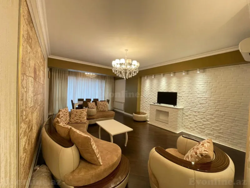 3 otaqlı Mənzil 120 m² Xətai r. Kirayə verilir