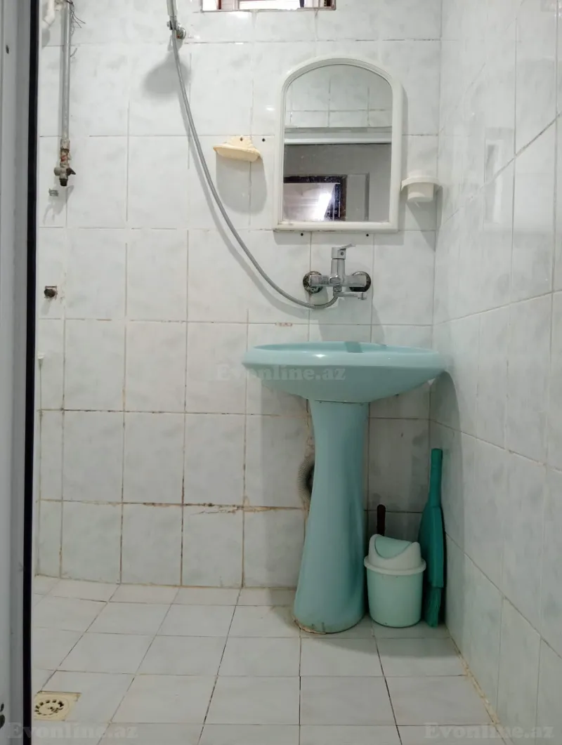 Kirayə verilir 2 otaqlı Mənzil Köhnə tikili 56 m² Sabunçu - şəkil 8