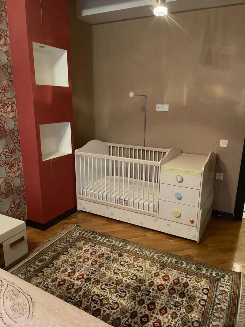 Kirayə verilir 3 otaqlı Mənzil Yeni tikili 135 m² Xətai r. - şəkil 5