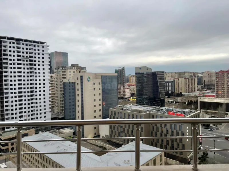 Kirayə verilir 3 otaqlı Mənzil Yeni tikili 135 m² Xətai r. - şəkil 15