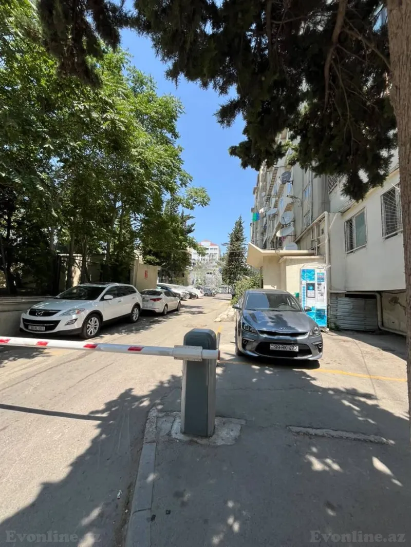 Satılır 2 otaqlı Mənzil Köhnə tikili 60 m² 20 Yanvar m. - şəkil 3