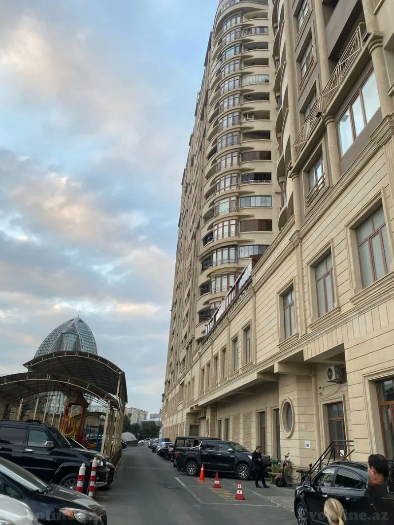 Satılır 2 otaqlı Mənzil Yeni tikili 89 m² Xətai r.
