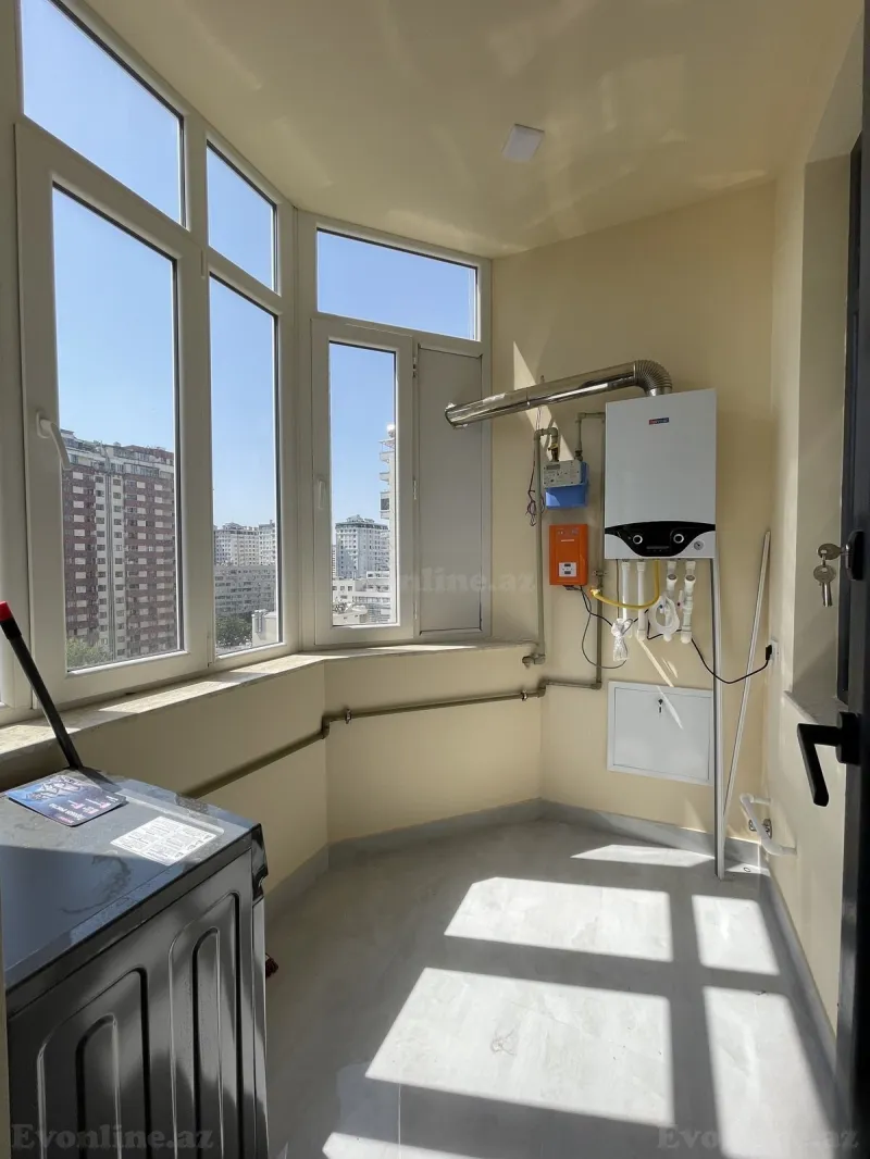 Satılır 3 otaqlı Mənzil Yeni tikili 79 m² Gənclik m. - şəkil 13
