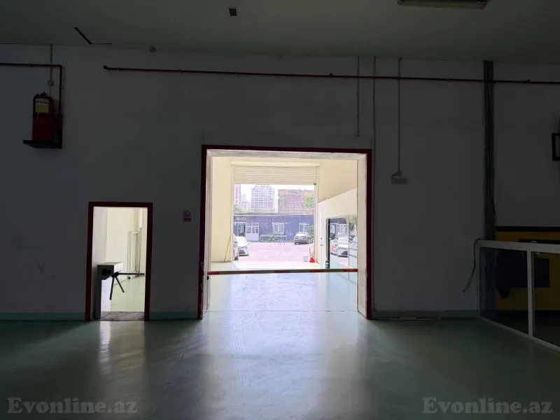Kirayə verilir Obyekt 1400 m² 8 Noyabr m. - şəkil 14