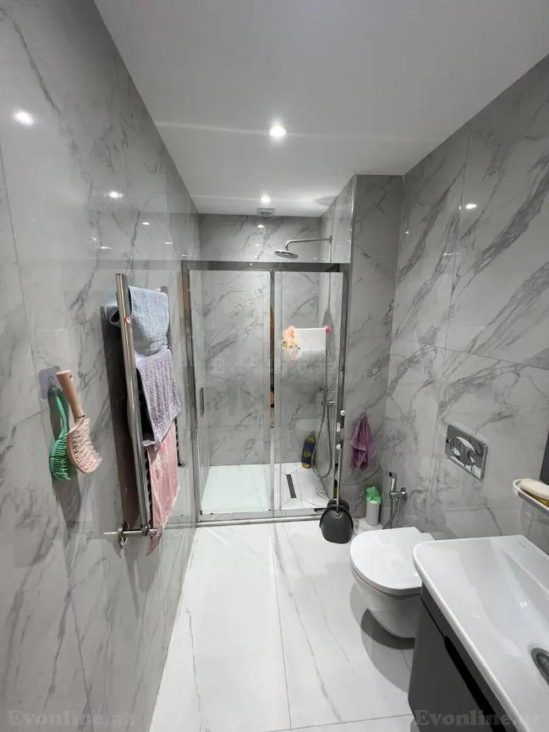 Satılır 3 otaqlı Mənzil Yeni tikili 71 m² Memar Əcəmi m. - şəkil 23
