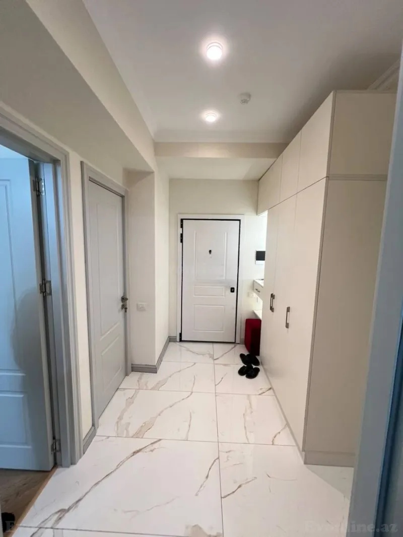 Satılır 3 otaqlı Mənzil Yeni tikili 71 m² Memar Əcəmi m. - şəkil 25